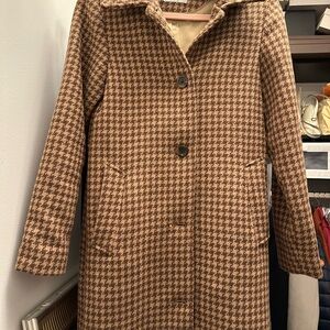 Abercrombie coat - in excellent condition. Worn a few times